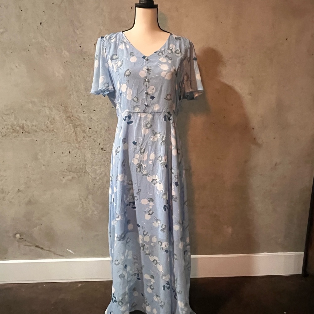 Light Blue Floral V-Neck Maxi Dress